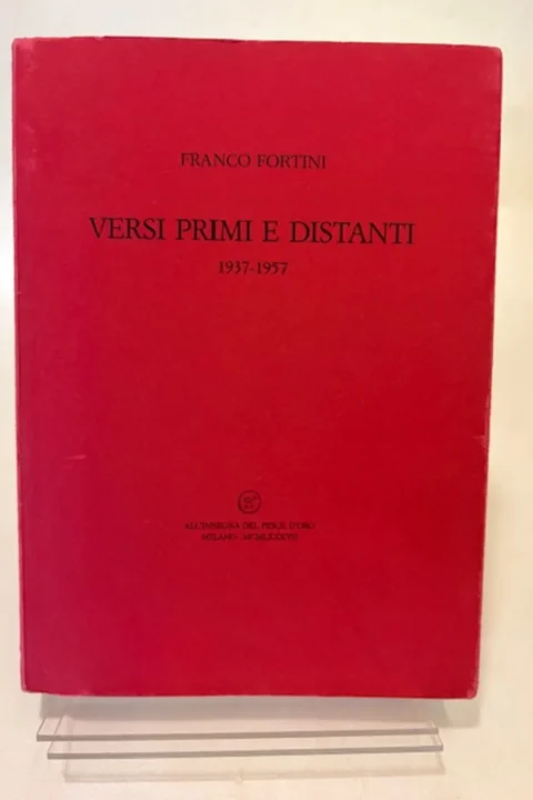 Versi primi e distanti.