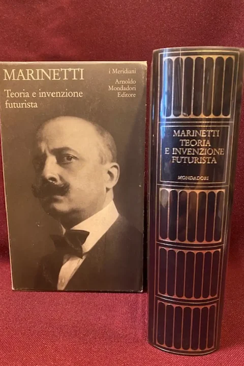 Teoria e invenzione futurista. A cura di Luciano De Maria. 