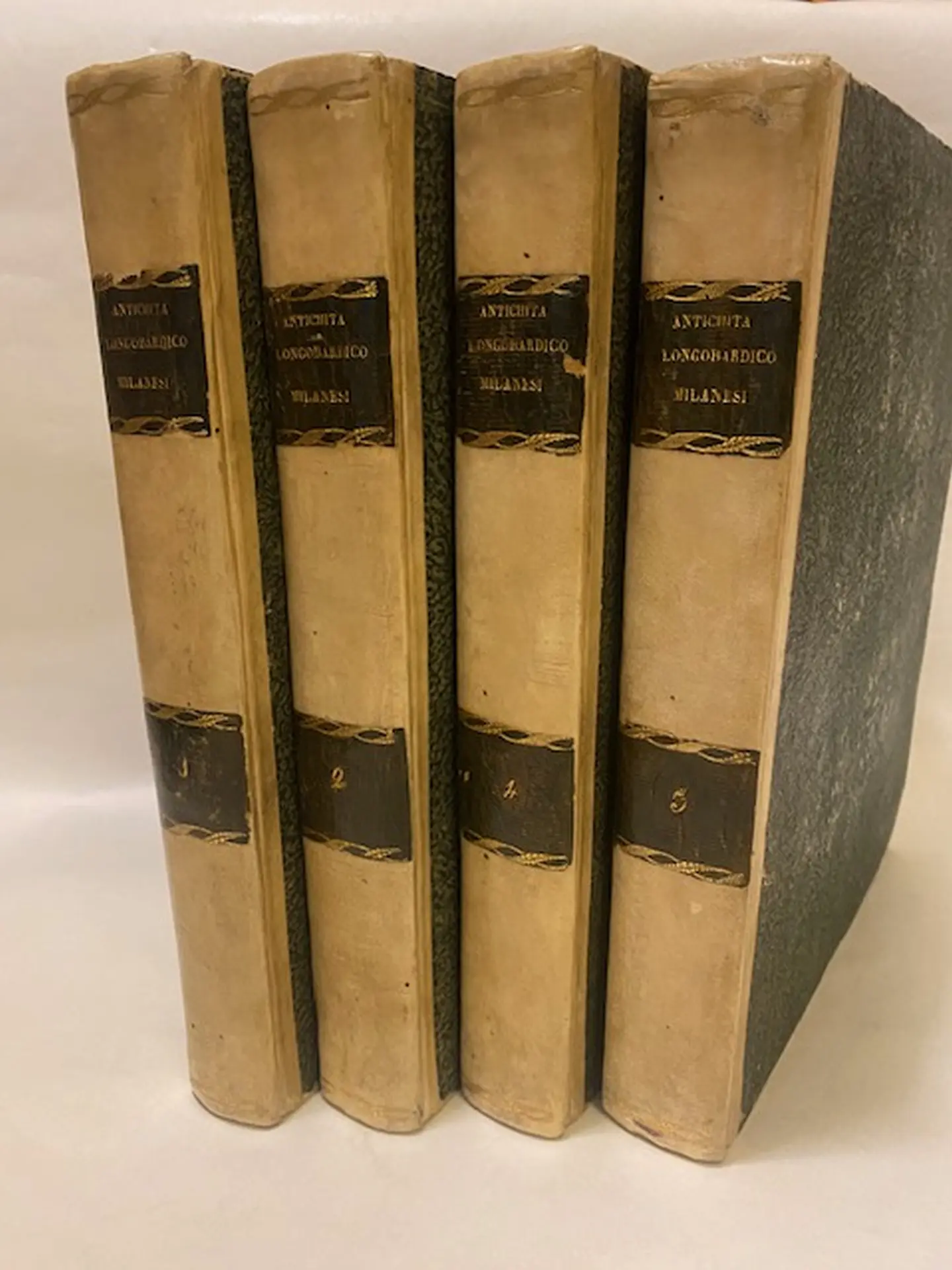 Delle antichità longobardico milanesi illustrate con dissertazioni dai monaci della Congregazione Cisterciese di Lombardia