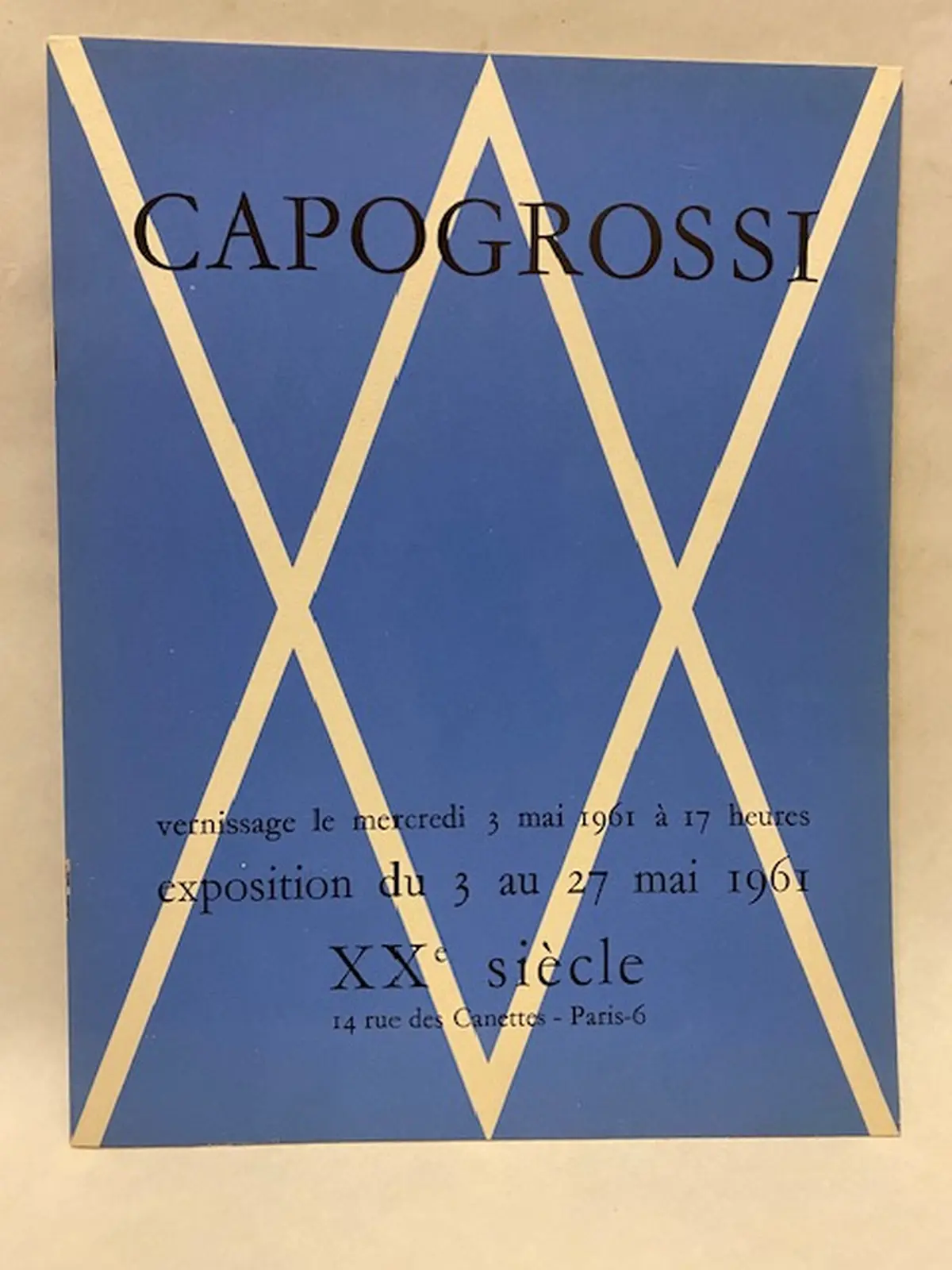 Capogrossi XX siècle - Du 3 au 27 Mai 1961. con 3 litografie originali a colori.