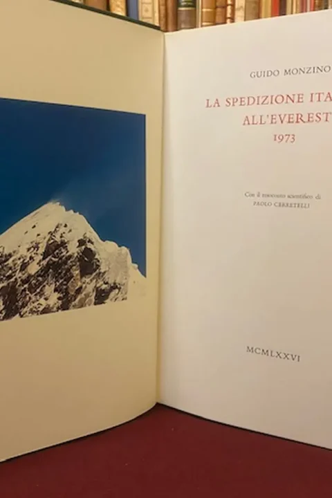 La spedizione italiana all'Everest 1973. Con il resoconto scientifico di Paolo Cerretelli.