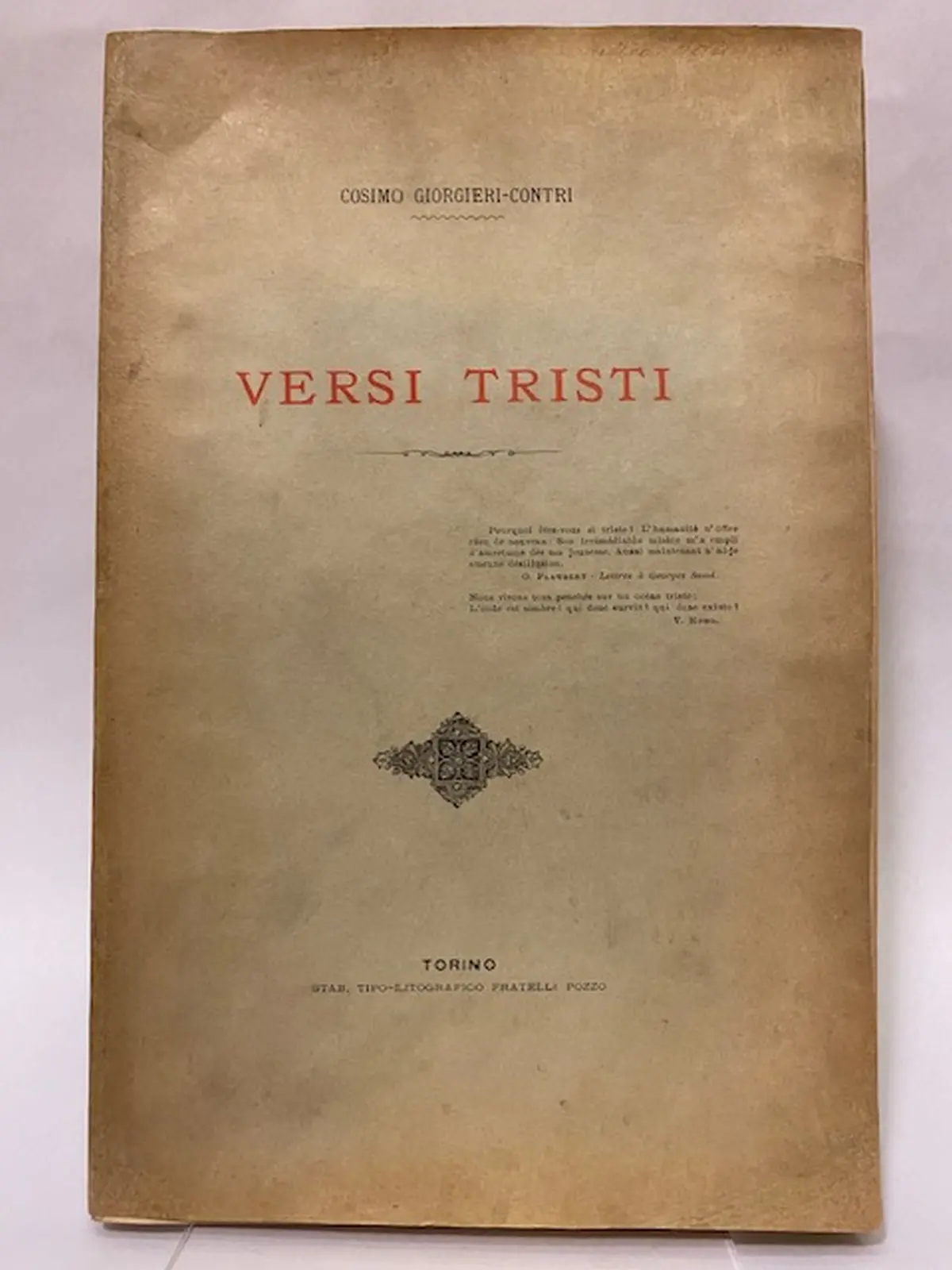 Versi tristi.