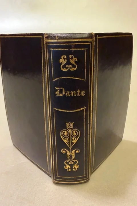 La Divina Commedia di Dante Alighieri. Volume unico.
